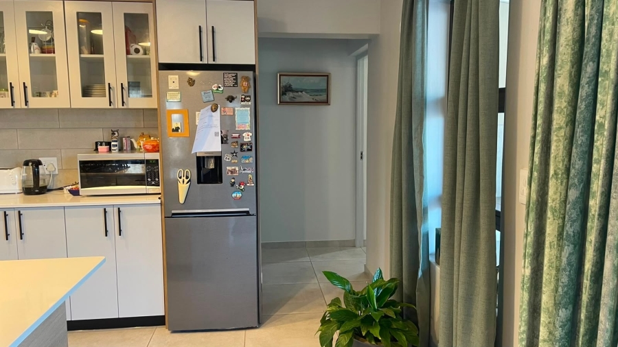 2 Bedroom Property for Sale in Bluewater Bay Western Cape